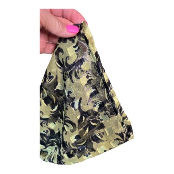 EUC Notations Woman sheer floral tie-front blouse – size 2X - Picture 3 of 7